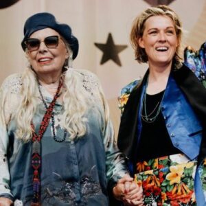 Joni Mitchell To Perform First Gig In 20 Years TheatreArtLife