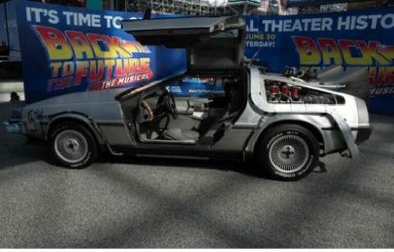 Back To The Future Opening In Japan